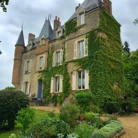 Loué France Petit Chateau מראה חיצוני תמונה
