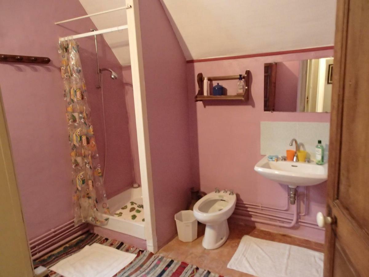 Loué France Petit Chateau מראה חיצוני תמונה